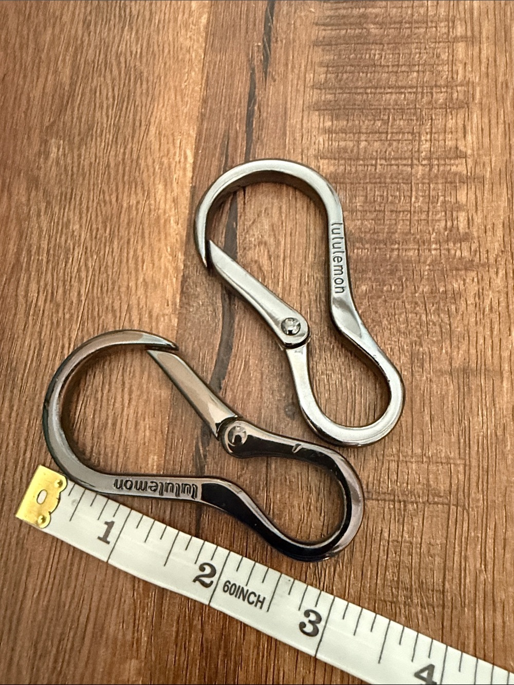 lululemon athletica Dual Metal Carabiner Key Clips in Silver and Black